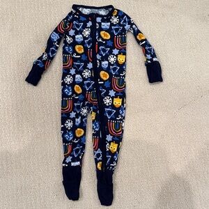 Little Sleepies Hanukkah onesie! 6 to 12 month